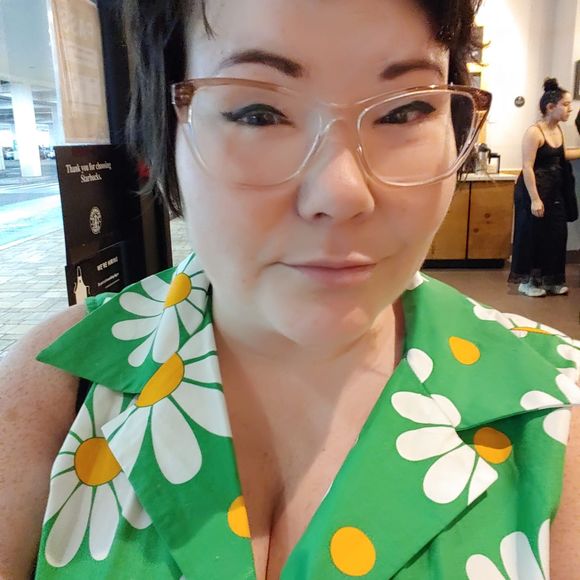 Meet your Posher, Marie-eve - Picture 1 of 1